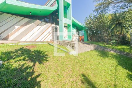 Casa à venda com 494m², 5 quartos e 6 vagasPátio