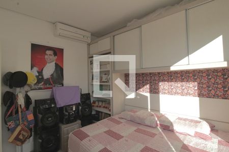 Quarto 1 de casa à venda com 3 quartos, 484m² em Niterói, Canoas