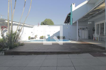 Área comum de casa à venda com 3 quartos, 484m² em Niterói, Canoas