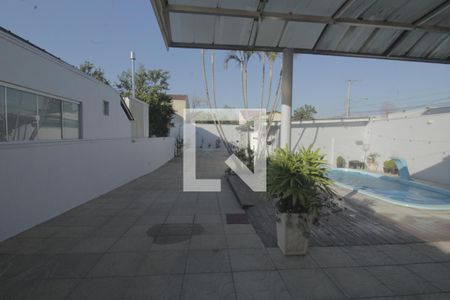 Área comum de casa à venda com 3 quartos, 484m² em Niterói, Canoas