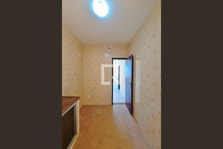 Apartamento para alugar com 68m², 2 quartos e sem vaga Apartamento para alugar com 68m², 2 quartos e sem vagaCozinha