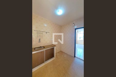 Apartamento para alugar com 68m², 2 quartos e sem vaga Apartamento para alugar com 68m², 2 quartos e sem vagaCozinha