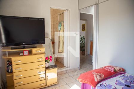 Suíte 1 de casa à venda com 5 quartos, 253m² em Vila Yara, Osasco