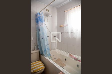 Casa à venda com 253m², 5 quartos e 2 vagas Casa à venda com 253m², 5 quartos e 2 vagasBanheiro da Suíte 2