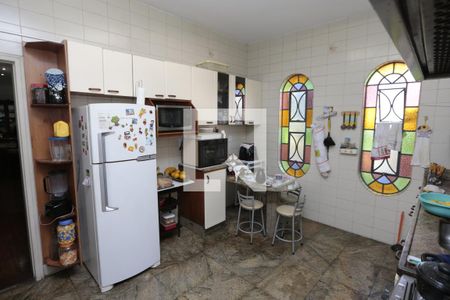 Casa à venda com 302m², 4 quartos e sem vagaCozinha