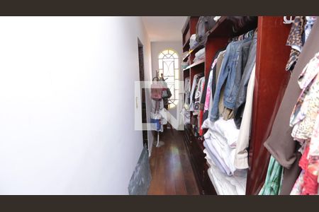 Casa à venda com 302m², 4 quartos e sem vagaCloset da suíte master
