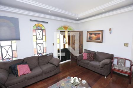 Sala de TV de casa à venda com 4 quartos, 302m² em Riacho das Pedras, Contagem