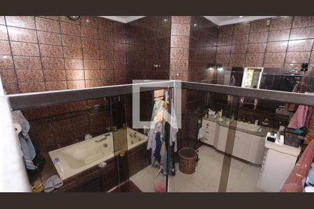 Casa à venda com 302m², 4 quartos e sem vagaBanheiro da Suíte 3 master