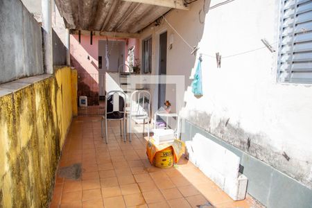 Casa para alugar com 40m², 1 quarto e sem vagaQuintal