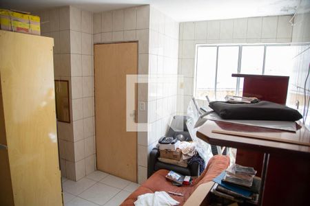 Quarto de casa para alugar com 1 quarto, 40m² em Vila Yara, Osasco