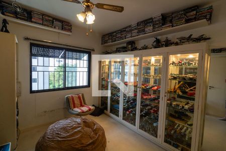 Apartamento à venda com 230m², 4 quartos e 4 vagasSala 2