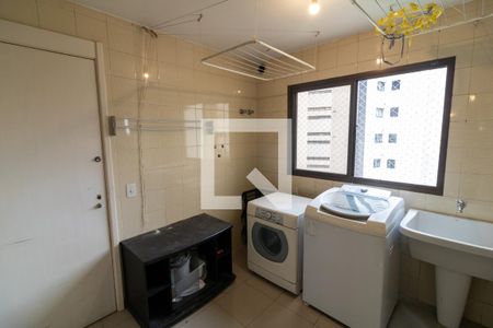 Apartamento à venda com 230m², 4 quartos e 4 vagasArea de Serviço