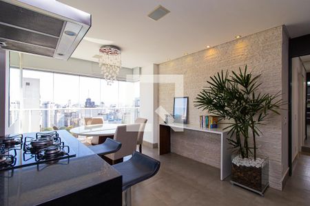 Sala de apartamento para alugar com 2 quartos, 76m² em Consolação, São Paulo