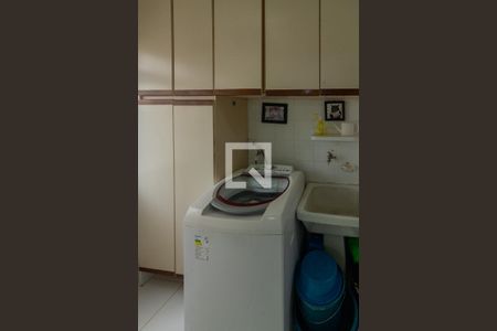 Apartamento à venda com 75m², 3 quartos e 1 vagaÁrea de Serviço