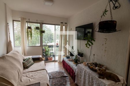 Sala de apartamento para alugar com 3 quartos, 75m² em Jardim Londrina, São Paulo