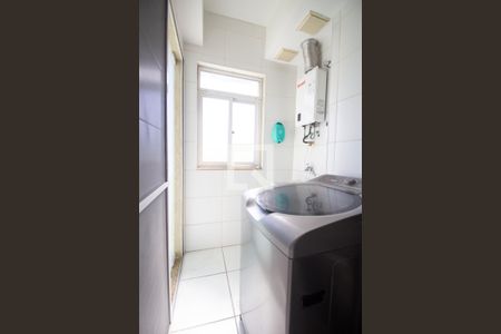 Apartamento para alugar com 69m², 2 quartos e 1 vagaCozinha e Área de Serviço