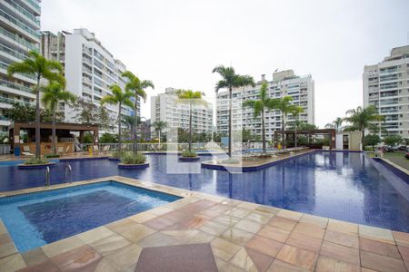 Apartamento para alugar com 69m², 2 quartos e 1 vagaÁrea Comum - Piscina
