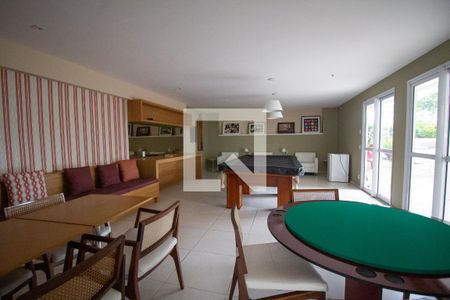 Apartamento para alugar com 69m², 2 quartos e 1 vagaÁrea Comum - Salão de Jogos