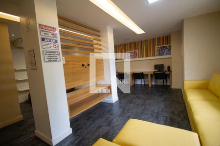 Apartamento para alugar com 69m², 2 quartos e 1 vagaÁrea Comum - Lan House