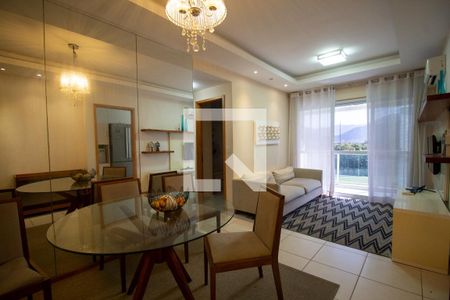 Sala de apartamento para alugar com 2 quartos, 69m² em Recreio dos Bandeirantes, Rio de Janeiro