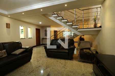 Sala de casa à venda com 3 quartos, 248m² em Vila Santa Teresa, Santo André