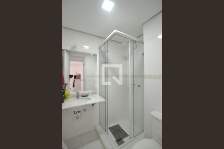 Casa à venda com 234m², 3 quartos e 2 vagasBanheiro