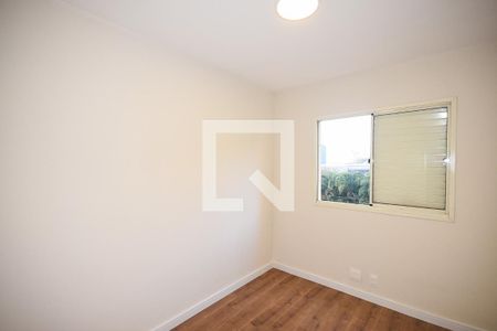 Quarto 1 de apartamento para alugar com 3 quartos, 74m² em Jardim Ampliacao, São Paulo