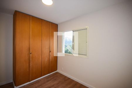 Apartamento à venda com 74m², 3 quartos e 1 vagaQuarto 2