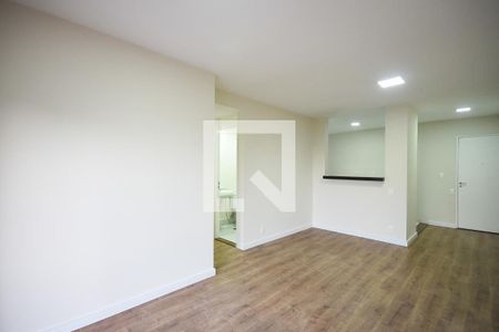 Sala de apartamento para alugar com 3 quartos, 74m² em Jardim Ampliacao, São Paulo