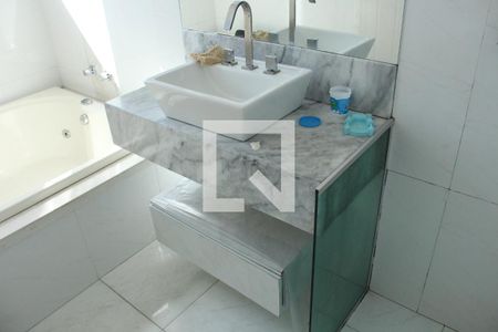 Casa à venda com 150m², 2 quartos e 1 vagaBanheiro do Quarto 2