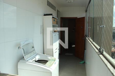 Casa à venda com 150m², 2 quartos e 1 vagaÁrea de serviço