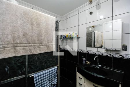Casa à venda com 183m², 5 quartos e 2 vagas Casa à venda com 183m², 5 quartos e 2 vagasBanheiro
