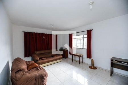 Sala de casa à venda com 5 quartos, 183m² em Vila Olinda, São Paulo