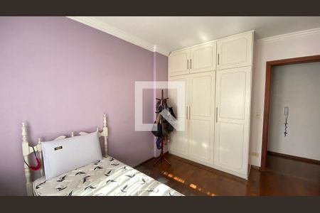 Apartamento à venda com 198m², 3 quartos e 2 vagasQuarto 2 