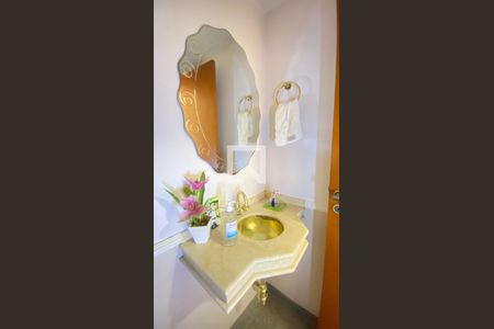 Apartamento à venda com 198m², 3 quartos e 2 vagasLavabo 