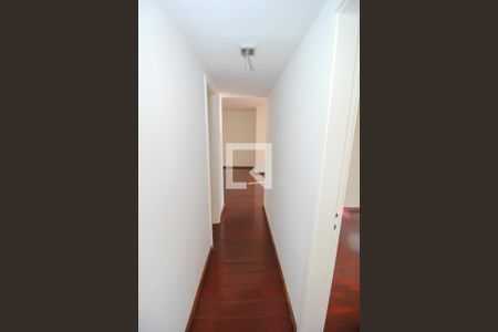 Apartamento para alugar com 95m², 2 quartos e 1 vagaCorredor