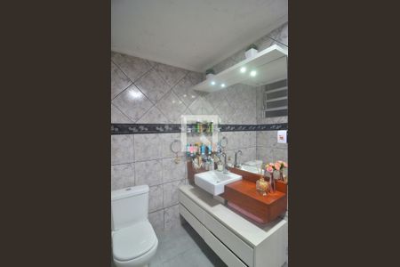 Apartamento à venda com 64m², 2 quartos e sem vagaBanheiro