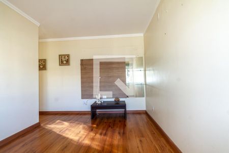 Sala 1 de casa à venda com 4 quartos, 210m² em Medianeira, Porto Alegre