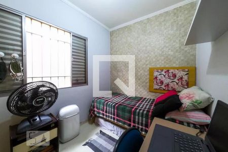 Casa à venda com 250m², 3 quartos e 2 vagasQuarto 