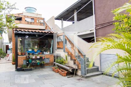 Casa à venda com 250m², 3 quartos e 2 vagasChurrasqueira