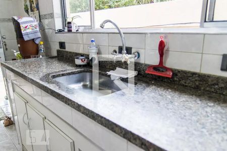 Casa à venda com 250m², 3 quartos e 2 vagasPia