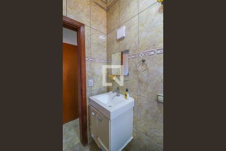 Casa à venda com 150m², 3 quartos e 2 vagasBanheiro da Suíte