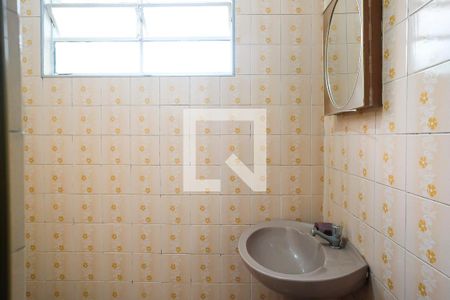 Casa à venda com 380m², 5 quartos e 3 vagasBanheiro Área de Serviço