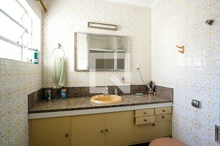 Casa à venda com 380m², 5 quartos e 3 vagasBanheiro 2