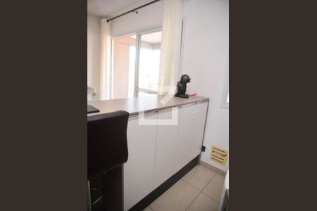 Apartamento para alugar com 64m², 1 quarto e 1 vagaCozinha - Armários