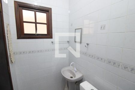Casa à venda com 250m², 4 quartos e 6 vagasGaragem - Banheiro