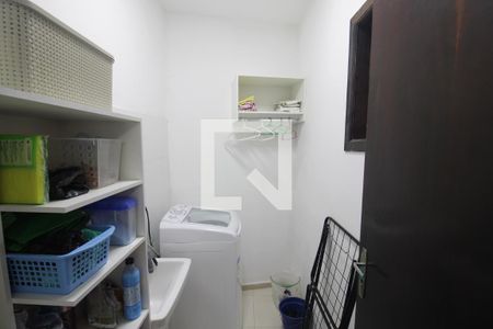 Casa à venda com 250m², 4 quartos e 6 vagasÁrea de Serviço