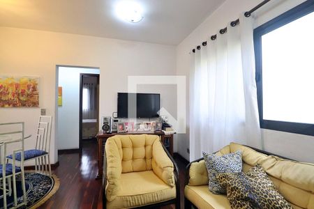 Sala de apartamento à venda com 3 quartos, 74m² em Vila Guiomar, Santo André