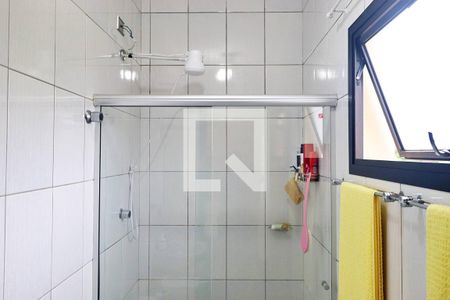 Apartamento à venda com 74m², 3 quartos e 2 vagasBanheiro do Quarto 2 - Suíte