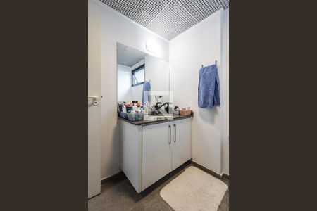 Apartamento à venda com 140m², 2 quartos e 2 vagasBanheiro da Suíte